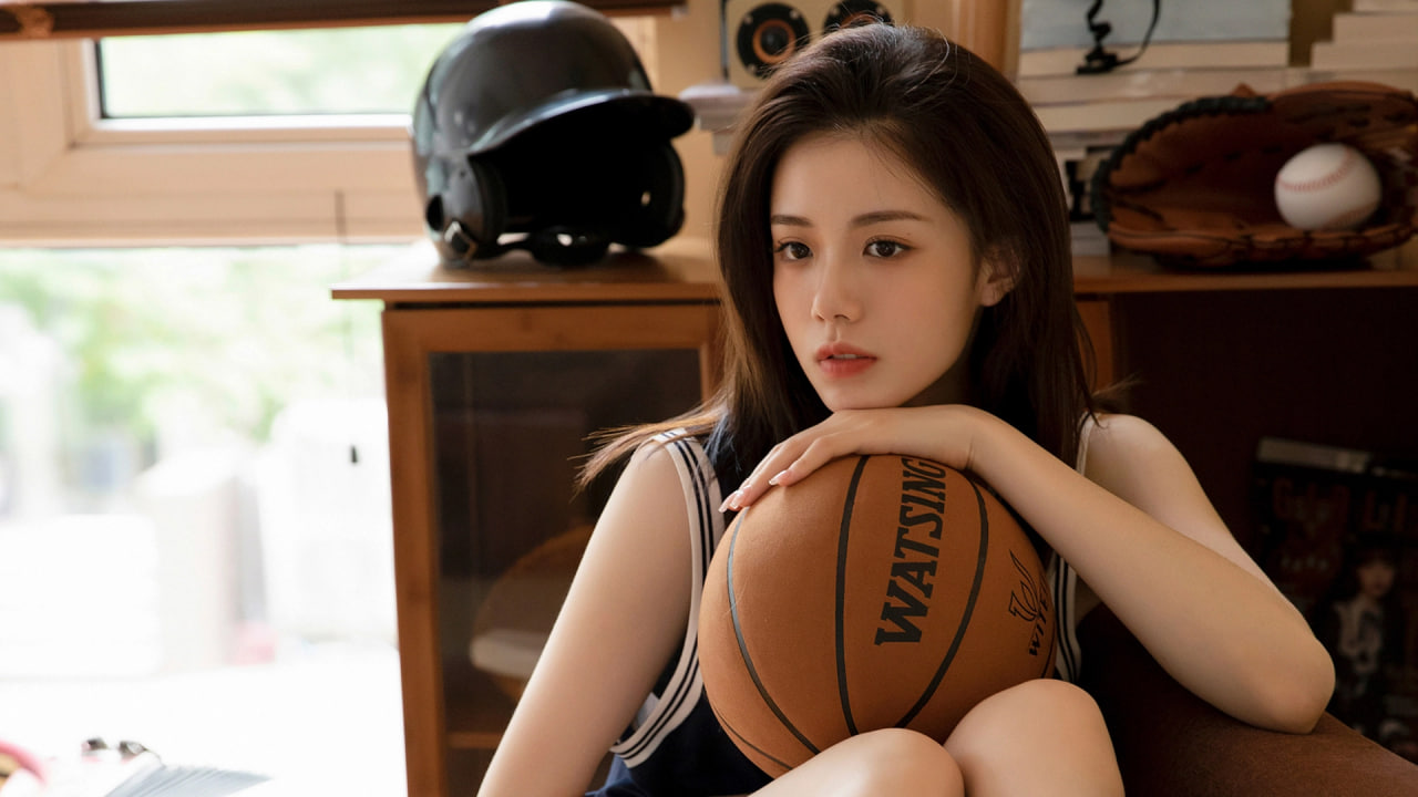 新浪NBA焦点战：巨星对决引爆热门赛事